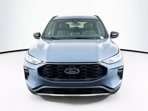 Used 2025 Ford Escape ST-Line image 2