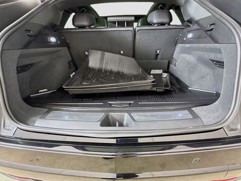 Used 2025 Cadillac Lyriq Sport image 28