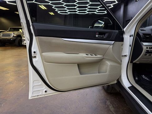 Used 2013 Subaru Outback 2.5i Premium w/ All-Weather Pkg image 12