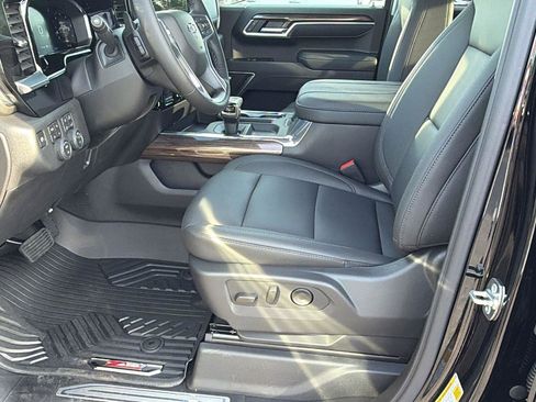 New 2026 Chevrolet Silverado 1500 RST w/ RST All Star Premium Package AWD/4WD image 15