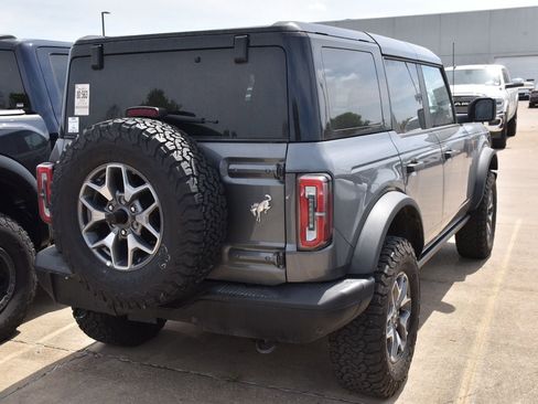 Used 2025 Ford Bronco Badlands image 7