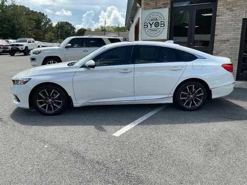 Used 2021 Honda Accord EX-L image 2