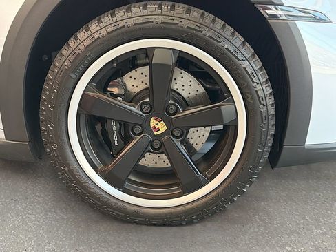 Certified 2024 Porsche 911 Dakar AWD/4WD image 31