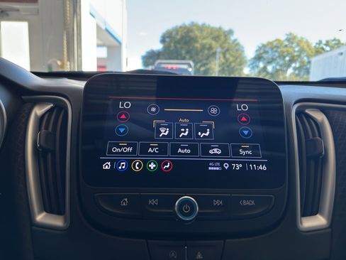 Used 2024 Chevrolet Malibu LT image 23