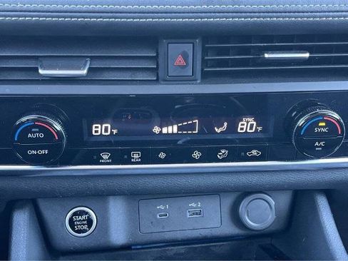 Certified 2023 Nissan Rogue SV image 5