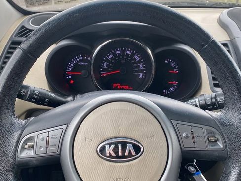 Used 2011 Kia Soul ! image 31