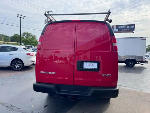 Used 2017 GMC Savana 3500 image 4