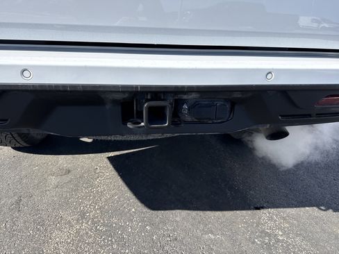 Used 2025 Ford Expedition Active image 13