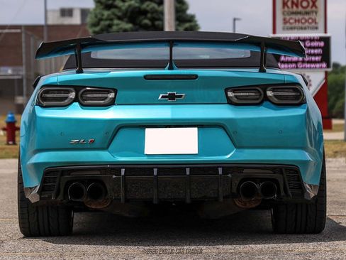 Used 2019 Chevrolet Camaro ZL1 RWD image 21