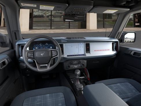 New 2026 Ford Bronco Heritage Edition AWD/4WD image 9