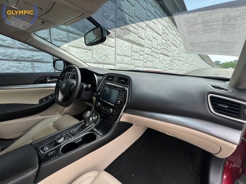 Used 2017 Nissan Maxima 3.5 SL FWD image 22