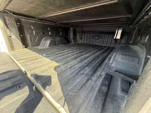 Used 2020 Chevrolet Silverado 1500 LTZ image 34