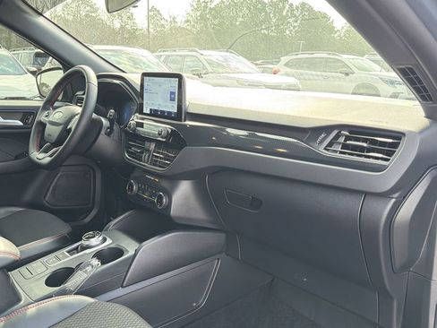 Used 2025 Ford Escape ST-Line image 21