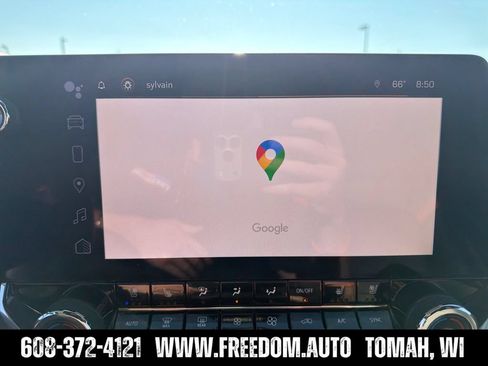 Used 2023 Chevrolet Colorado Z71 w/ Z71 Convenience Package 2 AWD/4WD image 19