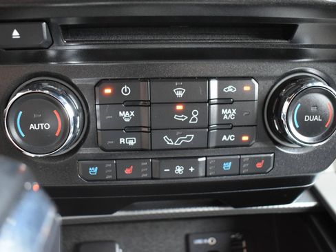 Used 2015 Ford F150 Lariat AWD/4WD image 33