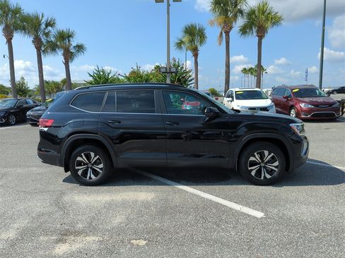 New 2026 Volkswagen Atlas SE image 3