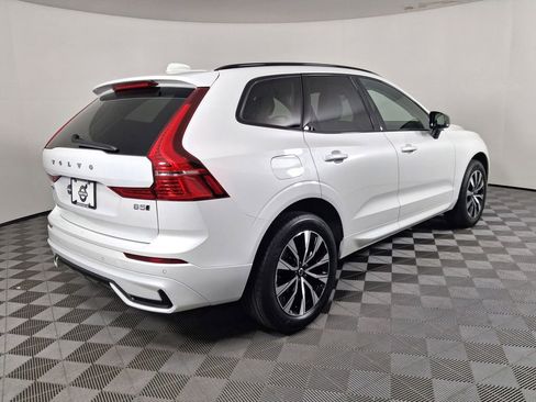 Certified 2024 Volvo XC60 B5 Core w/ Climate Package AWD/4WD image 9