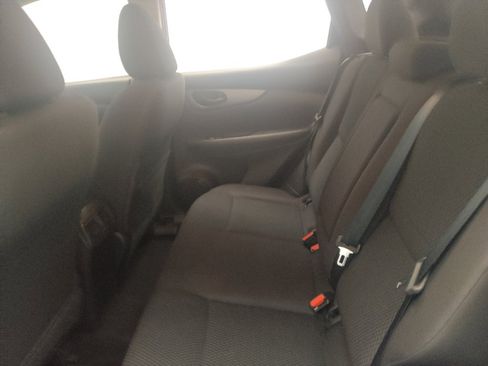 Used 2019 Nissan Rogue Sport S AWD/4WD image 18