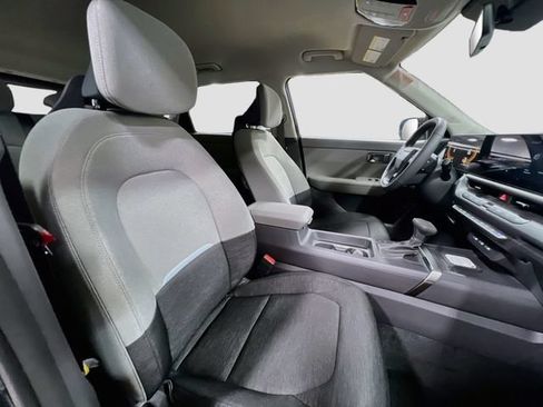 New 2027 Kia Seltos S FWD image 25