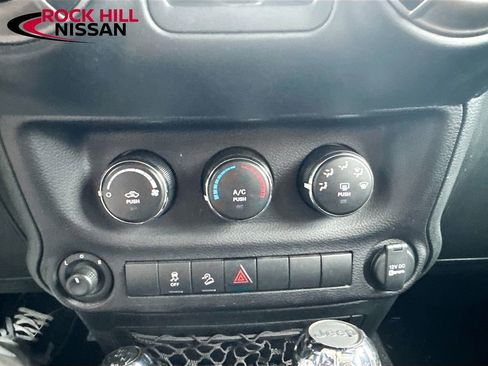 Used 2018 Jeep Wrangler Unlimited Sport S image 14