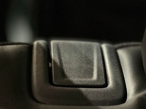 Used 2022 Ford Explorer XLT w/ Equipment Group 202A image 71