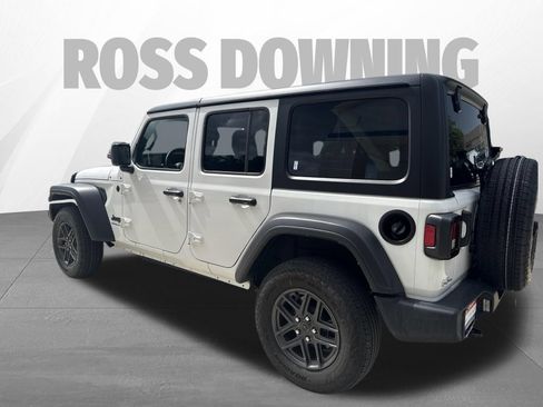 Used 2025 Jeep Wrangler Unlimited Sport AWD/4WD image 4