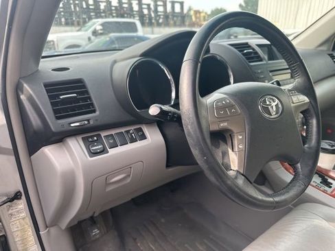 Used 2008 Toyota Highlander Limited image 9