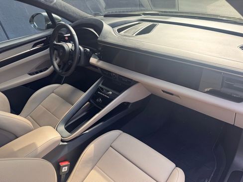 Certified 2024 Porsche Macan Turbo Electric image 18