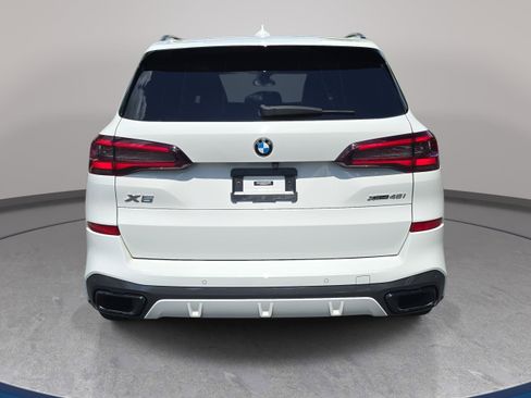 Used 2022 BMW X5 xDrive40i w/ M Sport Package AWD/4WD image 6