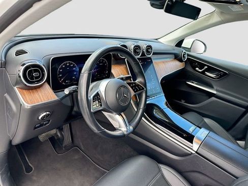 Used 2024 Mercedes-Benz GLC 300 image 10