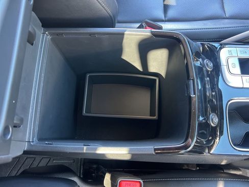 Used 2022 Kia Telluride LX image 23