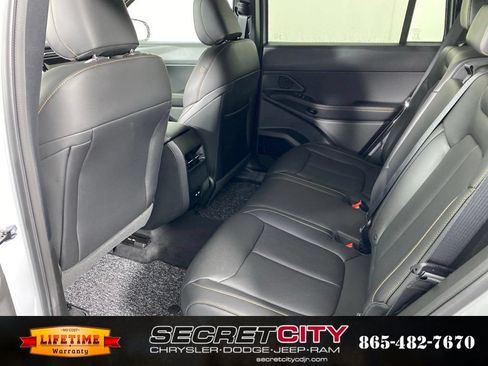 New 2026 Jeep Cherokee Limited AWD/4WD image 28