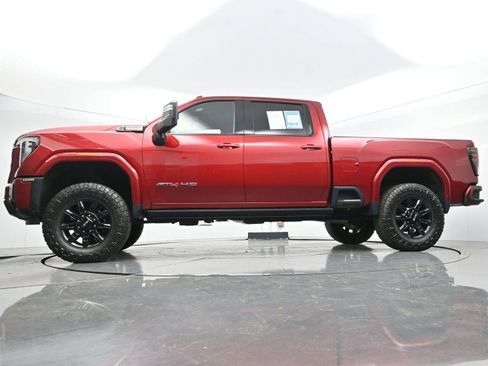 Used 2024 GMC Sierra 2500 AT4 w/ AT4 Premium Plus Package AWD/4WD image 46
