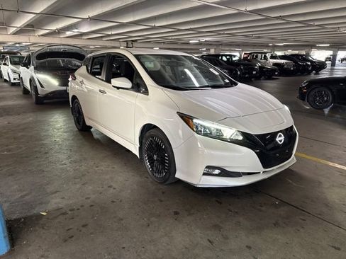 Used 2024 Nissan Leaf SV Plus FWD image 2