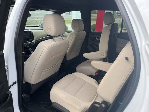 Used 2022 Chevrolet Traverse LT w/ LPO, Floor Liner Package AWD/4WD image 24