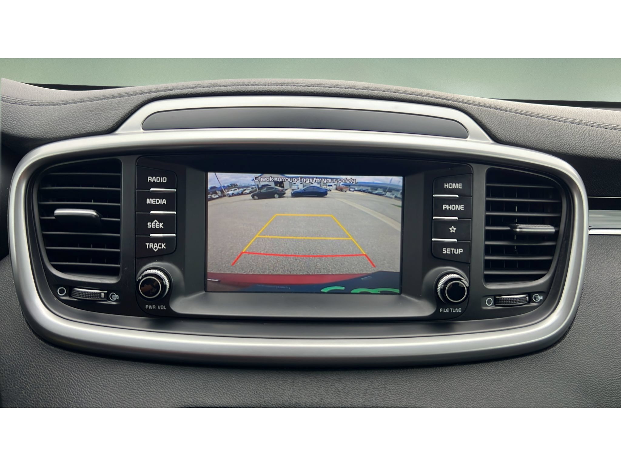 Used 2019 Kia Sorento AWD V6 image 19