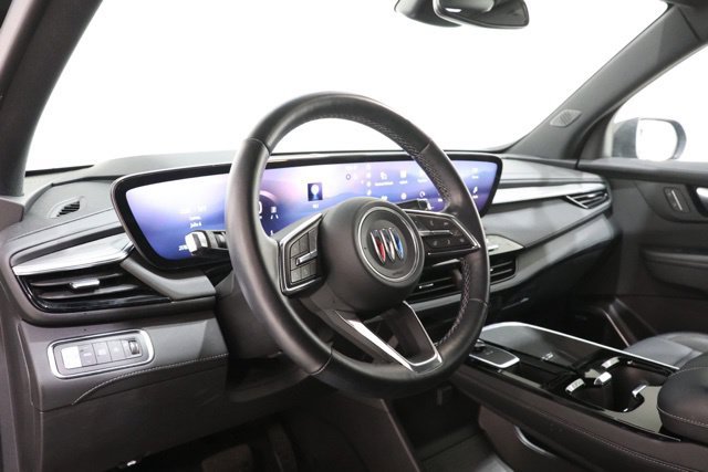 Used 2025 Buick Enclave Preferred FWD image 15