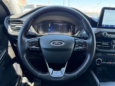 Used 2024 Ford Escape Active AWD/4WD image 17