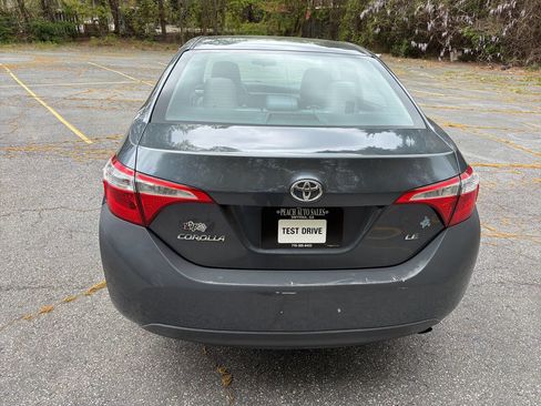 Used 2015 Toyota Corolla LE image 5