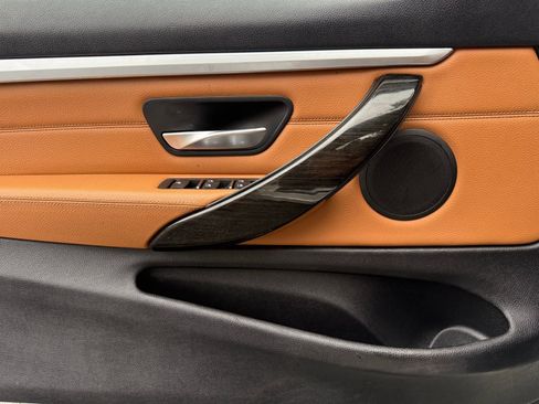 Used 2018 BMW 430i Convertible image 39