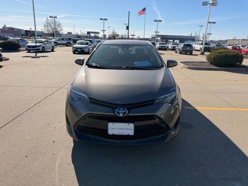 Used 2018 Toyota Corolla LE w/ Body Protection Package image 6