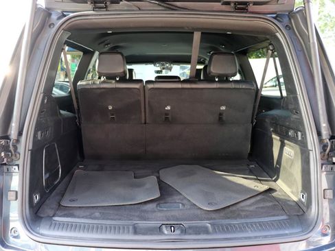 Used 2024 Jeep Wagoneer L Series II w/ Flexible Seating Group AWD/4WD image 62