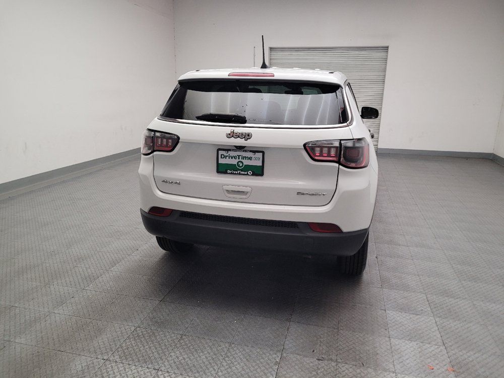Used 2022 Jeep Compass Sport AWD/4WD image 7