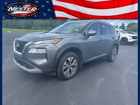 Used 2021 Nissan Rogue SV FWD image 1