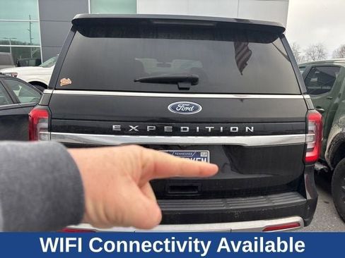Used 2023 Ford Expedition Platinum image 13