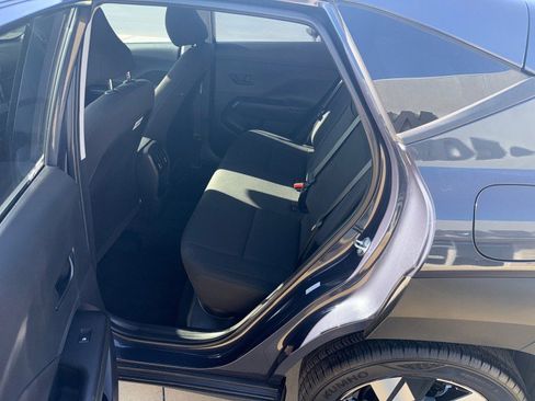 Used 2025 Hyundai Kona SEL image 8