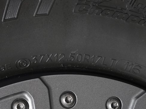 Used 2023 Ford Bronco Raptor image 32