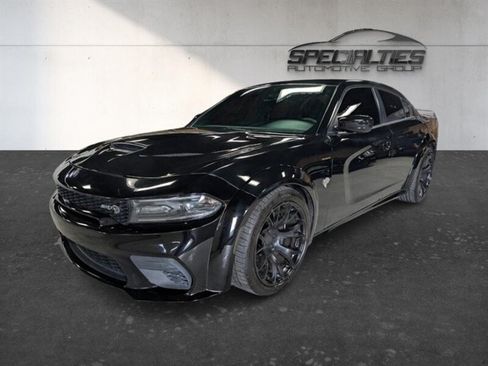 Used 2020 Dodge Charger SRT Hellcat w/ Navigation & Travel Group RWD image 5