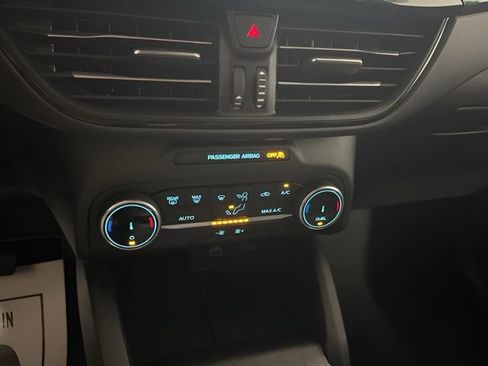 Used 2025 Ford Escape ST-Line image 22