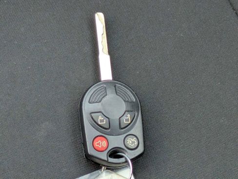 Used 2015 Ford Focus SE w/ SE Ecoboost Package image 30